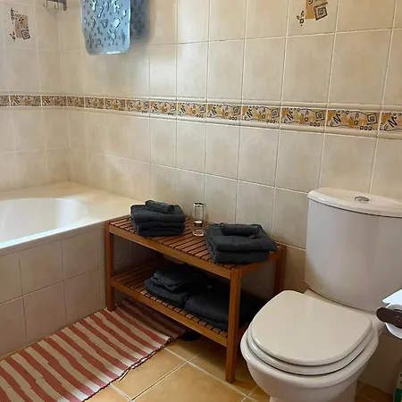 Quinta Dos Lagares Holiday home *